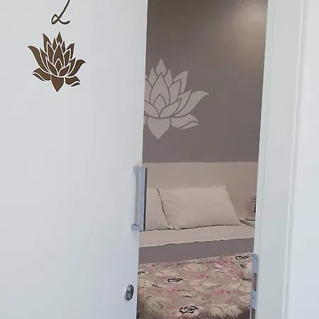 Nocleg ze śniadaniem Fiore Di Loto Carini