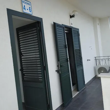 Nocleg ze śniadaniem Fiore Di Loto 3*