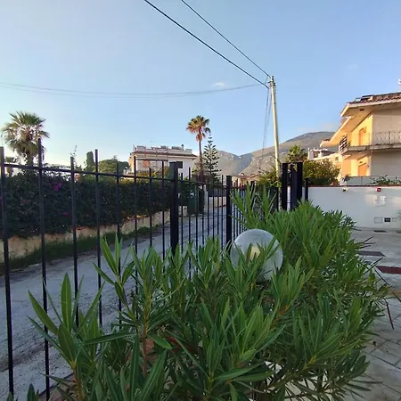 Fiore Di Loto Carini